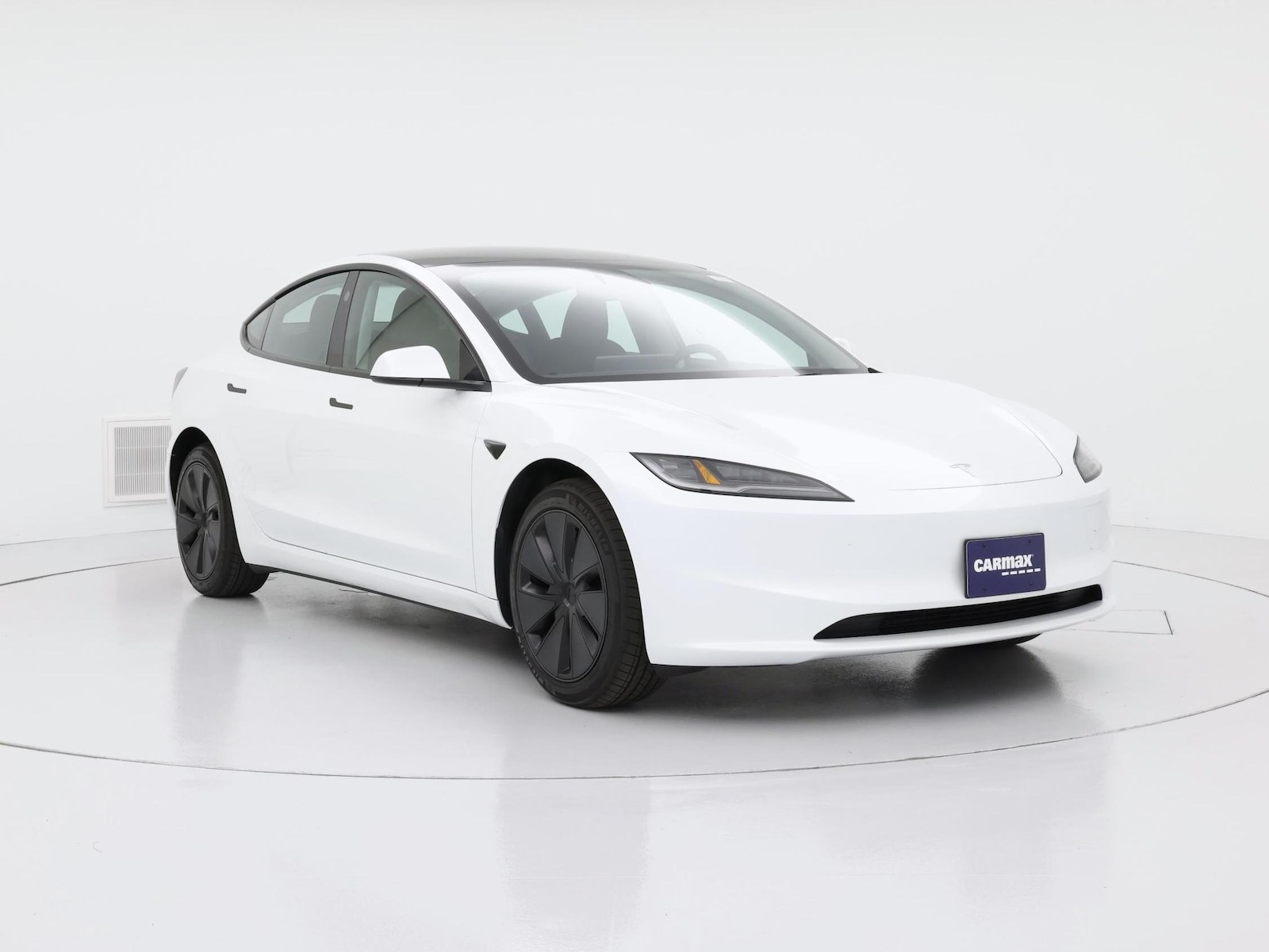 tesla model 3 2025 5YJ3E1EA0SF052710 image tesla model 3 2025 5YJ3E1EA0SF052710 image